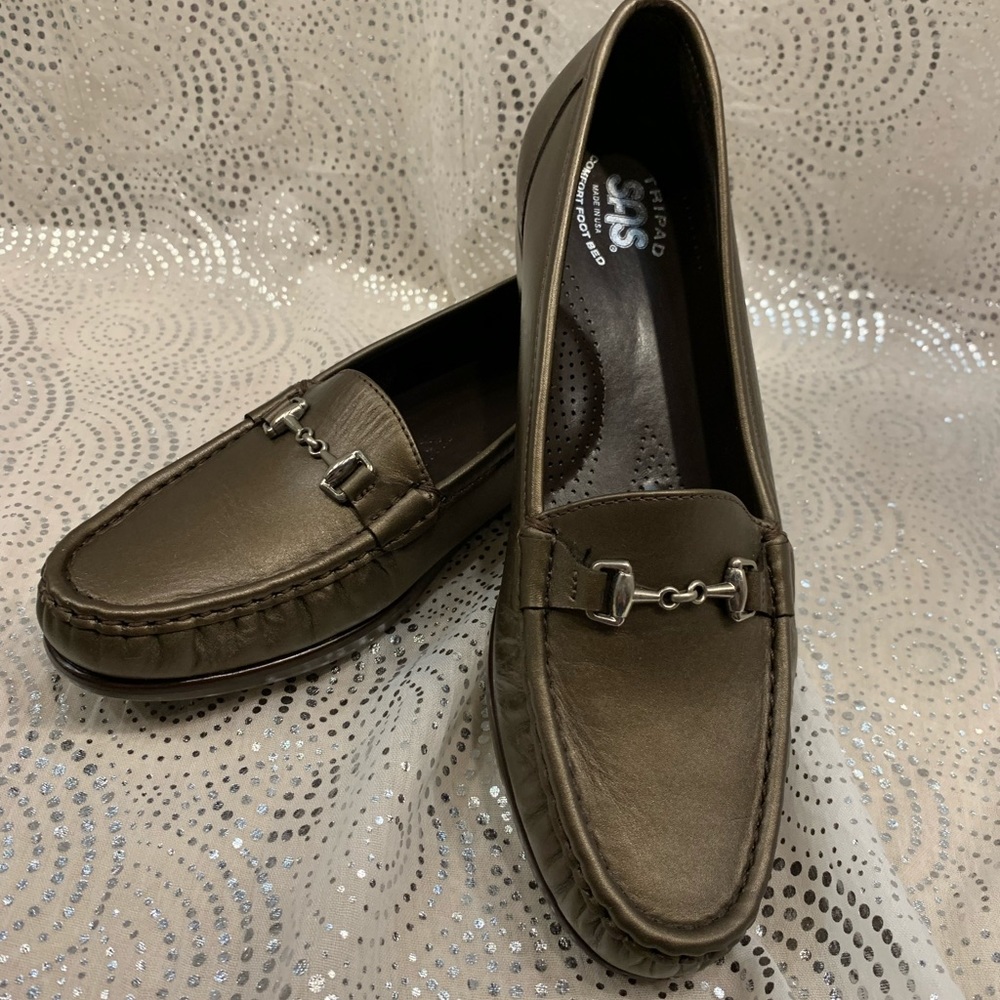 🌱Metallic Bronze Loafer🌱